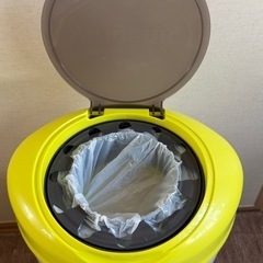 コンビ  おむつポット(ごみ箱)の画像