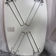 折りたたみテーブル　白
の画像