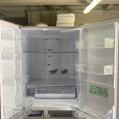 6ドア冷蔵庫Hitachi の画像