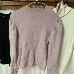 🥶寒い季節にハイネックの画像