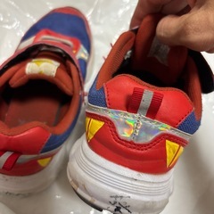 こども　スニーカー　20センチ　戦隊モノの画像