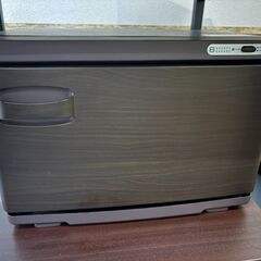 サロン使用のタオルウォーマーの画像