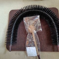 Catty Man 毛づくろいブラシ　美品　猫のおもちゃ　ペット用品の画像