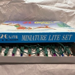 クリスマスツリーイルミネーションの画像