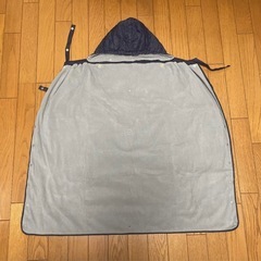抱っこひもブランケットの画像