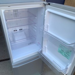 三菱 146リットル 冷蔵庫 クリーニング済みの画像