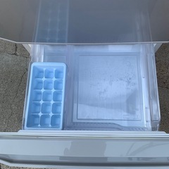 三菱 146リットル 冷蔵庫 クリーニング済みの画像