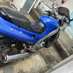 近日中に追い整備して再出品しますm(*_ _)mスポーツツアラー ZZR250 ハーフネイキッドの画像