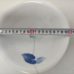 香蘭社 中皿 20cm 未使用 箱付 花柄 和食器 磁器 日本製 皿 食器 ホワイト プレート 上品 お祝い 贈り物 ギフト 251202-12Aの画像