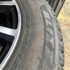 冬タイヤ　アルミ付145.80R13の画像