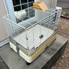 小動物用　ゲージ　中古　
うさぎ等　の画像