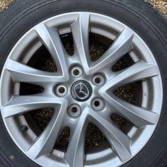 マツダ　アルミホイール付き　スタッドレス　4本　16インチの画像