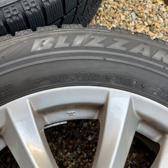 マツダ　アルミホイール付き　スタッドレス　4本　16インチの画像