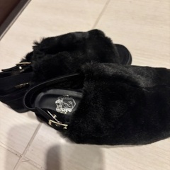 美品！モコモコサンダルの画像