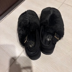 美品！モコモコサンダルの画像