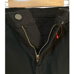 【新品】GU スリムテーパード アンクルジーンズ ブラック 黒 Ｍの画像