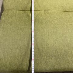 【美品】二人掛け ソファーベッド グリーン 脚付き コンパクト 人気 早い者勝ち 引取歓迎 配送OKの画像