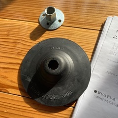 マキタ　充電式ディスクグラインダー　別売り砥石も色々付けます！の画像