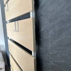 【美品】山善突っ張りパテーション　壁面収納の画像