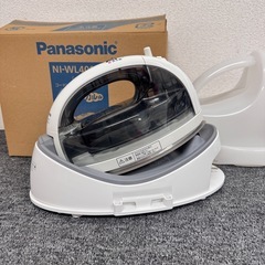 A1823🌟激安‼️パナソニックコードレス　スチームアイロン　NI-WL400-H 2011年製🌟の画像