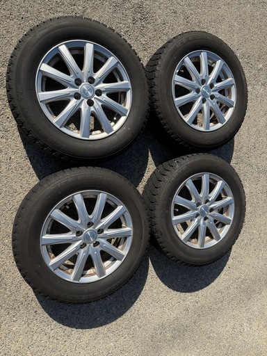 195-65R15 2024年製 バリ溝スタッドレス (もりたりん) 日野のタイヤ