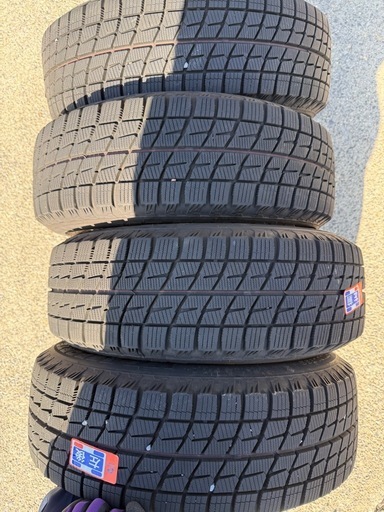 195-65R15 2024年製 バリ溝スタッドレス (もりたりん) 日野のタイヤ