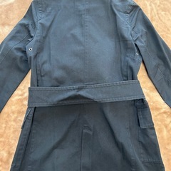 イネドINEDトレンチコート スプリングコート ステインカラーコートアウター 冬服 秋服 春服ネイビー紺色ダークブルー青色無地花柄植物柄 綿 キュプラ表示サイズ9レディースlady's LADYS女性用婦人ウィメンズwomen日本製国産国内製メイドインジャパンの画像