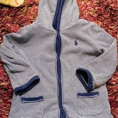 子供服リバーシブルパーカー80〜90㎝の画像