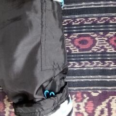 裏地がフリースの膝丈カジュアルパンツ／中古の画像