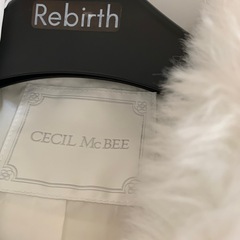 美品✨【CECIL McBEE】コートの画像