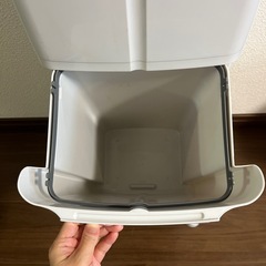 取引中ゴミ箱の画像