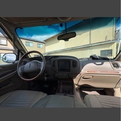 ナビゲーター内装の画像