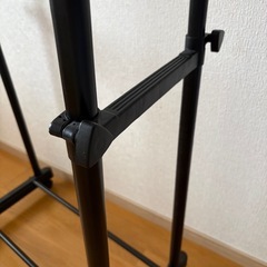 ハンガーラックの画像