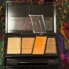 ケイト　アイシャドウオレンジ　未使用の画像