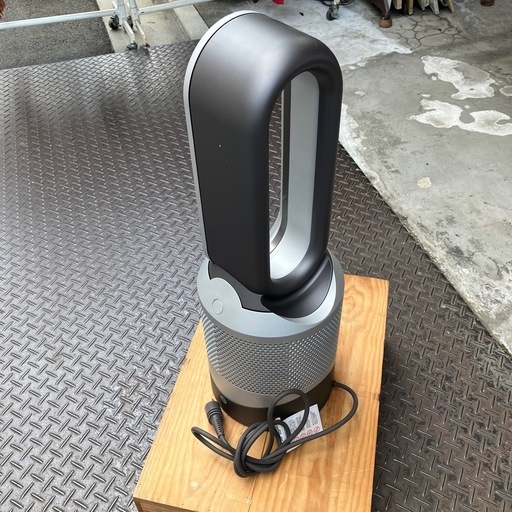 Dyson HP00 空気清浄機能付ファンヒーター【F01016】