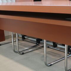 長テーブル　2つの画像