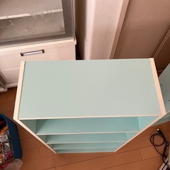収納棚の画像