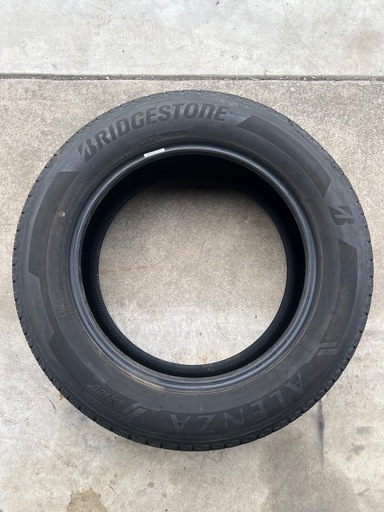 組み換え無料ノーマルタイヤ235/60R18 103H 最高なブリヂストンLX100