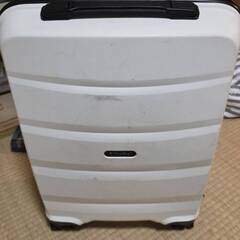 スーツケースの画像