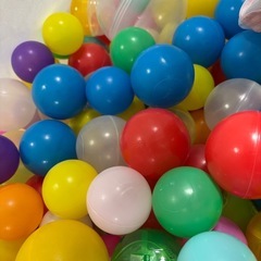 ボールプール用のボールの画像
