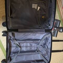 スーツケースの画像