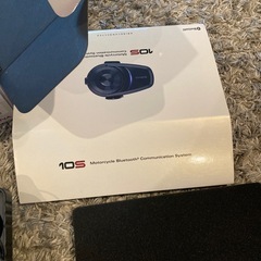 インカムの画像