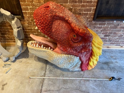 特大ティラノサウルスオブジェ