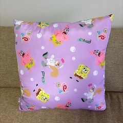 スポンジボブ　クッションの画像
