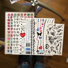 無料！シールとキラキラパーツセットの画像