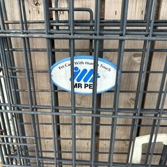 犬小屋と折りたたみゲージ大の画像