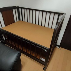 ベビーベッドの画像