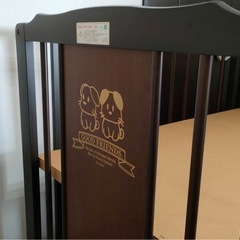 ベビーベッドの画像