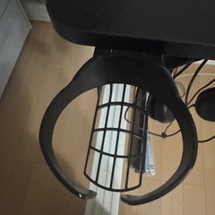 電動スタンディングデスク ブラック　座〜椅子〜立ちまで可能の画像