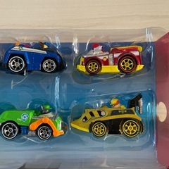 大人気　パウパトロール　ダイキャストビークル　ギフトパック　限定カラービークル付の画像